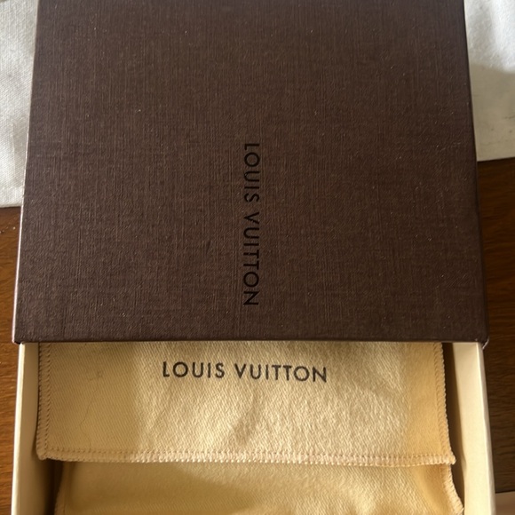 COPY - Unisex LV Key Holder Wallet Monogram - Picture 13 of 13
